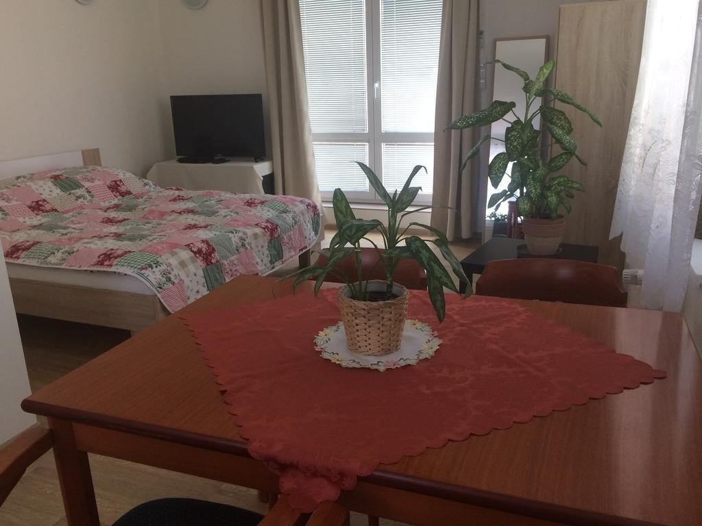 Apartment Praha 4 Ngoại thất bức ảnh